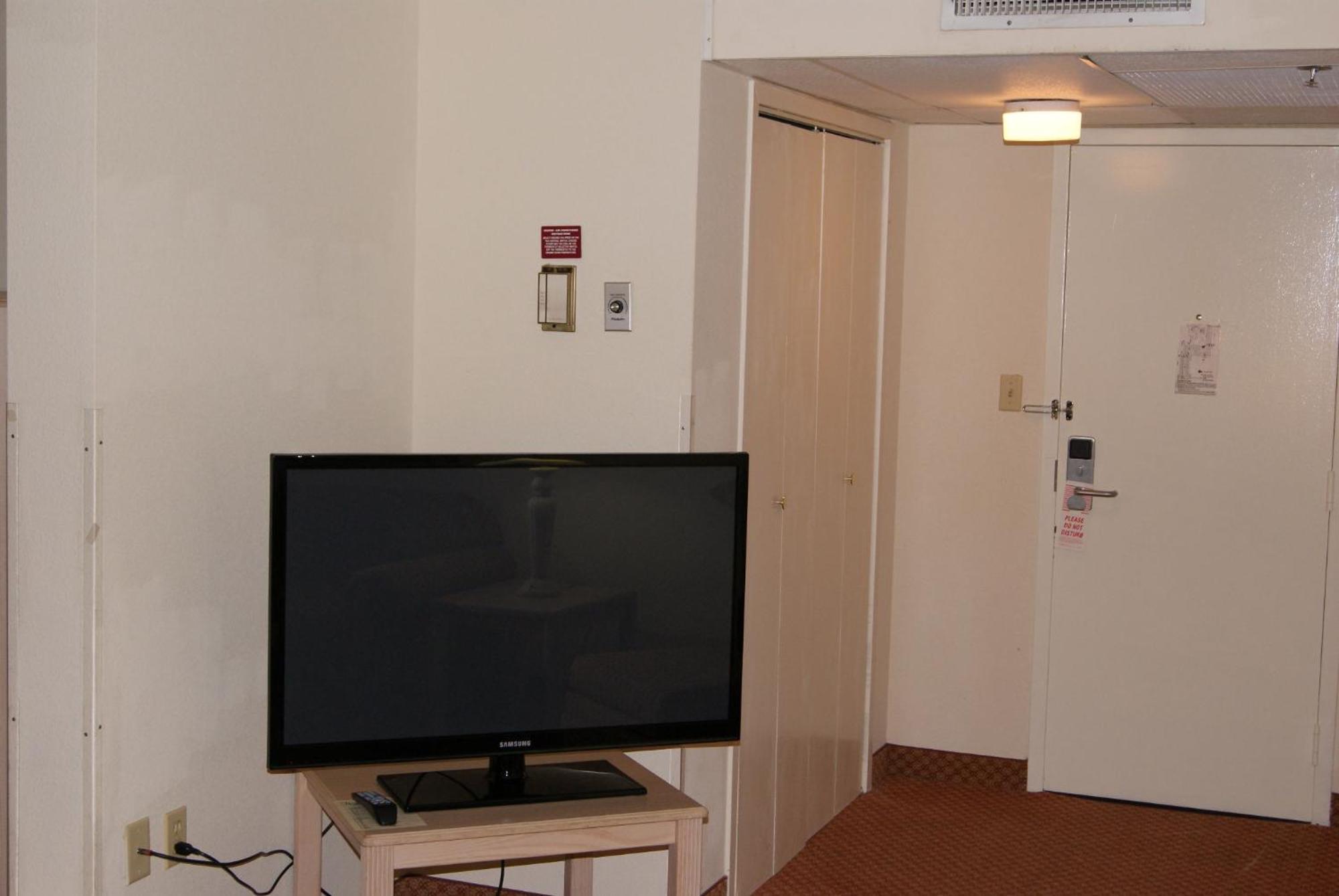 Motel 6 Hastings Ne Eksteriør bilde